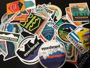 x50 ADESIVI PATAGONIA MOUNTAIN STICKERS TRAVEL LAPTOP AUTO MOTO ADESIVO VIAGGIO - Imagen 1 de 4