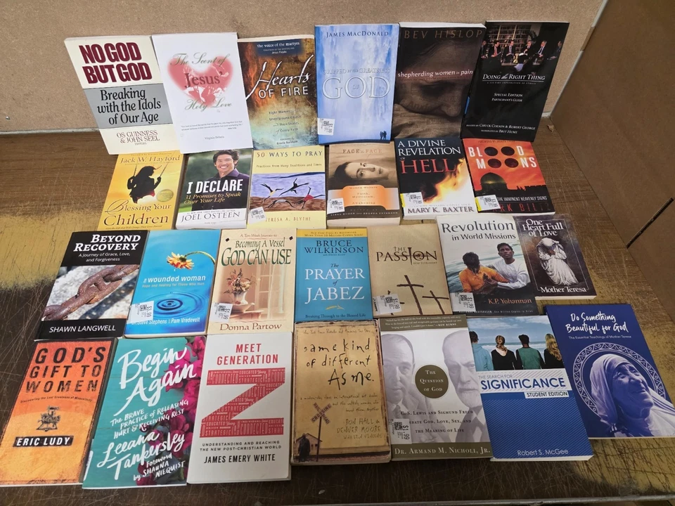 26 Christian Books Lot Faith Prayer Bible Study Devotional God Jesus Religion — 第 1/1 张图片