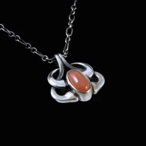 Georg Jensen Pendant Of The Year 2006 with Moonstone - HERITAGE COLLECTION - Picture 1 of 6