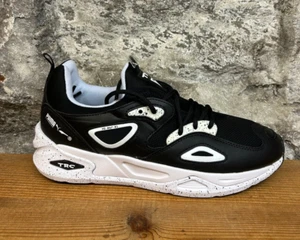 PUMA TRC BLAZE CHANCE 386430 02 MENS BLACK/WHITE BASKETBALL LIFESTYLE NEW IN BOX - Picture 1 of 6