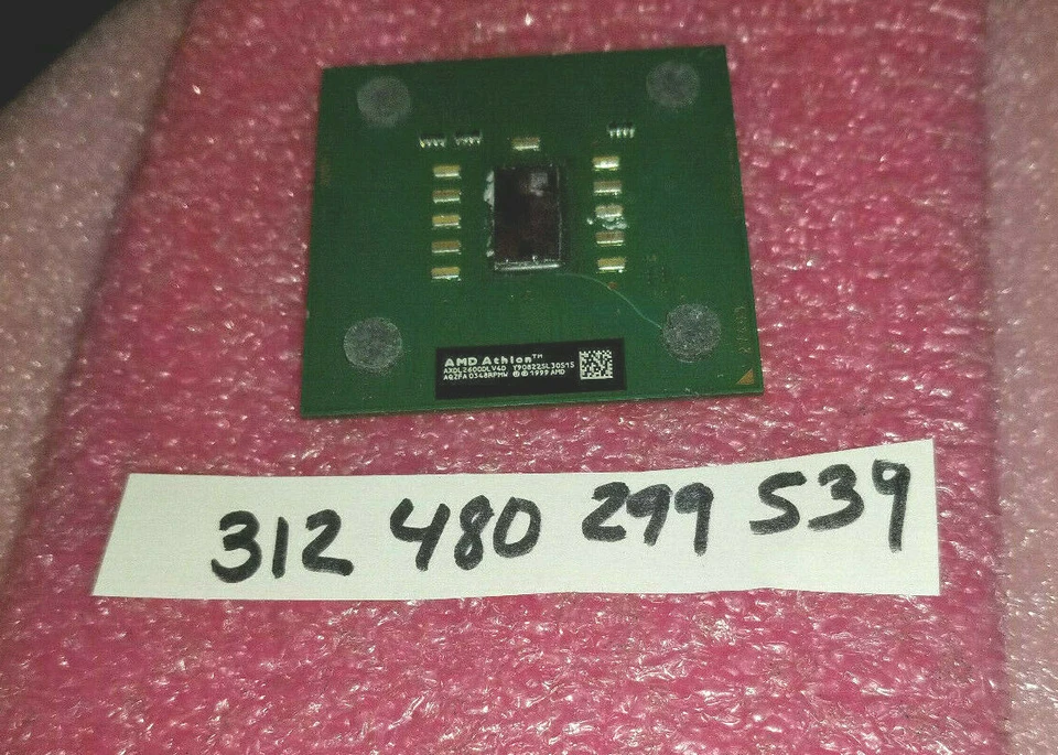 AMD Low-power Athlon XP 2600+ - AXDL2600DLV4D SOCKET   462PIN  - Image 1 of 1