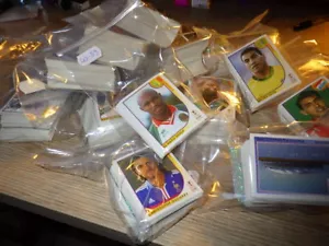 FOOTBALL STICKERS PANINI FIFA WORLD CUP KOREA JAPAN 2002 au choix - Foto 1 di 2