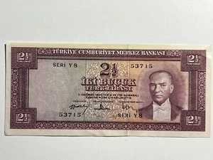 Turkey  2 1/2  1930 (1957)  Series  Y 8 XF P152 Sig. 10 - Picture 1 of 2