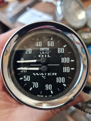 Classic Mini Smiths Dual Water and Oil guage - Image 1 of 4