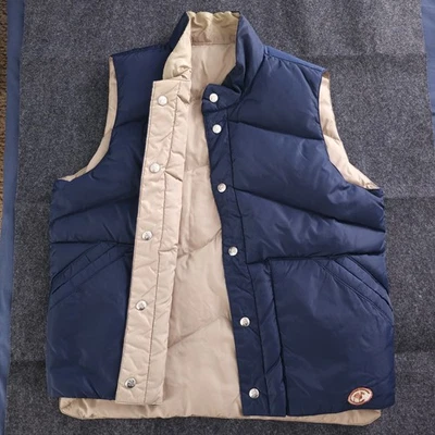 复古骆驼鹅羽绒背心纽扣双面蓝色棕褐色 80 年代 90 年代 M 码 — 第 1/4 张图片