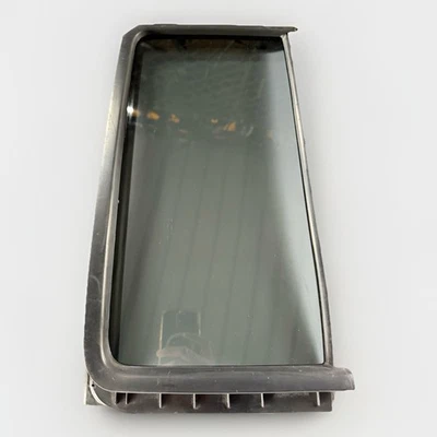 2009-2014 年日产立方体乘客右侧后通风玻璃窗 24310 原始设备制造商 — 第 1/4 张图片