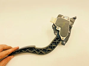 OEM 2012-2020 Chevrolet Chevy Sonic Accelerator Pedal Assembly 96858781 GM - Picture 1 of 13