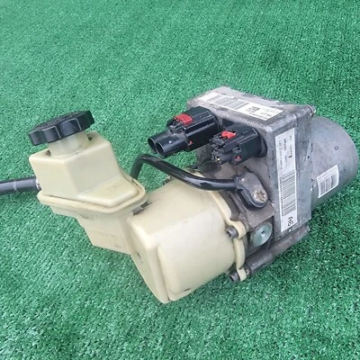 Насос гидроусилителя руля и резервуар 11-18 Dodge Charger Chrysler 300 68059525 от оригинального производителя - Изображение 1 из 4