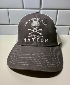 Nuevo Kenny Chesney NO SHOES NATION Sombrero de Camionero, GRIS Y BLANCO, SnapBack Malla Espalda - Imagen 1 de 3
