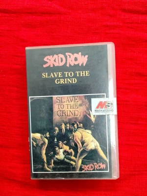 Skid Row Slave To The Grind RARE orig Cassette tape INDIA indian Clamshell 1995 - Image 1 of 4