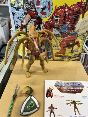 Figura de acción Mattel MOTU Classics Serpentine King Hssss Foto 1 de 4