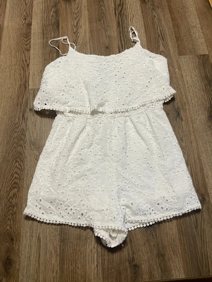 LA Hearts Romper, Women's Size Medium, White, Shorts, Eyelet - Image 1 of 4