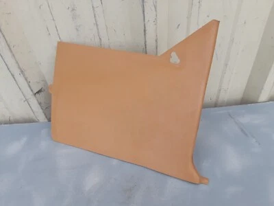 Mercedes Benz W123 240D 1981 lado del pasajero derecho pie inferior panel de retroceso OEM Foto 1 de 4