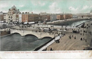 O'CONNELL BRIDGE & QUAYS DUBLIN POSTCARD WITH PARCEL POST REVERSE REF 4432 - Picture 1 of 2