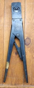 AMP 90296-1 HAND CRIMPING TOOL 16-14, 20-18 - Picture 1 of 8