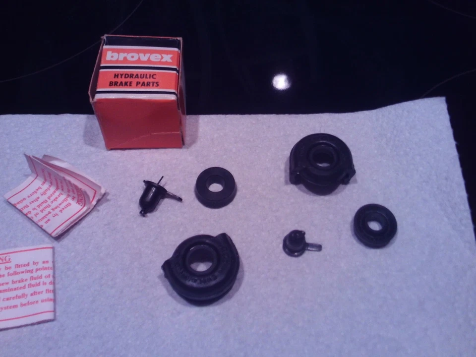 2 x Ford Capri/MGC/Sunbeam Alpine Brovex kits de reparación de cilindros de rueda trasera Foto 1 de 1