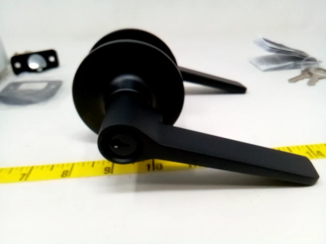 Defiant Freedom Keyed Entry Door Handle In Matte Black Model LEXK00B