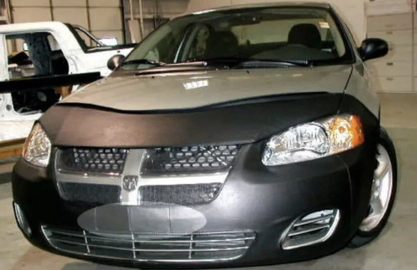 Sujetador con máscara frontal Lebra para Dodge Stratus 4 Dr. Sedán 2001-2003 Foto 1 de 1