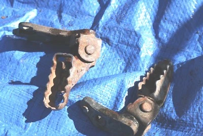 Yamaha XT 200 1982 estriberas OEM  Foto 1 de 2