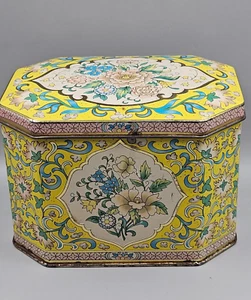 Vtg. Daher Long Island NY Yellow w/Floral Pattern Hinged Tea Tin Made In England - Picture 1 of 16