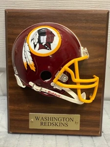 WASHINGTON REDSKINS MINI HELMET PLAQUE RARE! - Picture 1 of 3