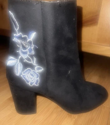 Botín de gamuza negro/azul para dama Foto 1 de 4