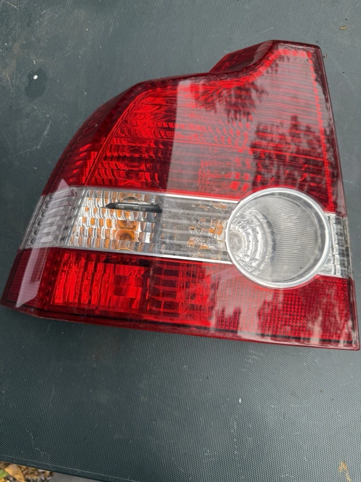 2004 2005 2006 2007 VOLVO S40 conjunto de lanterna traseira esquerda para motoristas bom usado - Imagem 1 de 4