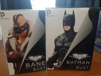 Batman Dark Knight Rises Batman (Emp Rifle) y Busto Bane Lote en Caja Foto 1 de 4