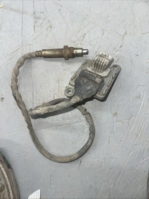 Mopar Nitrogen Oxide (NOx) Sensor 68227486AA for Ram 3500 2500 2014-2017 - Image 1 of 3