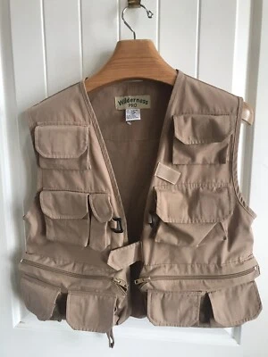 Wilderness Pro Traditional Tan Fishing Vest  Zipper Pockets Size XS - Image 1 of 4