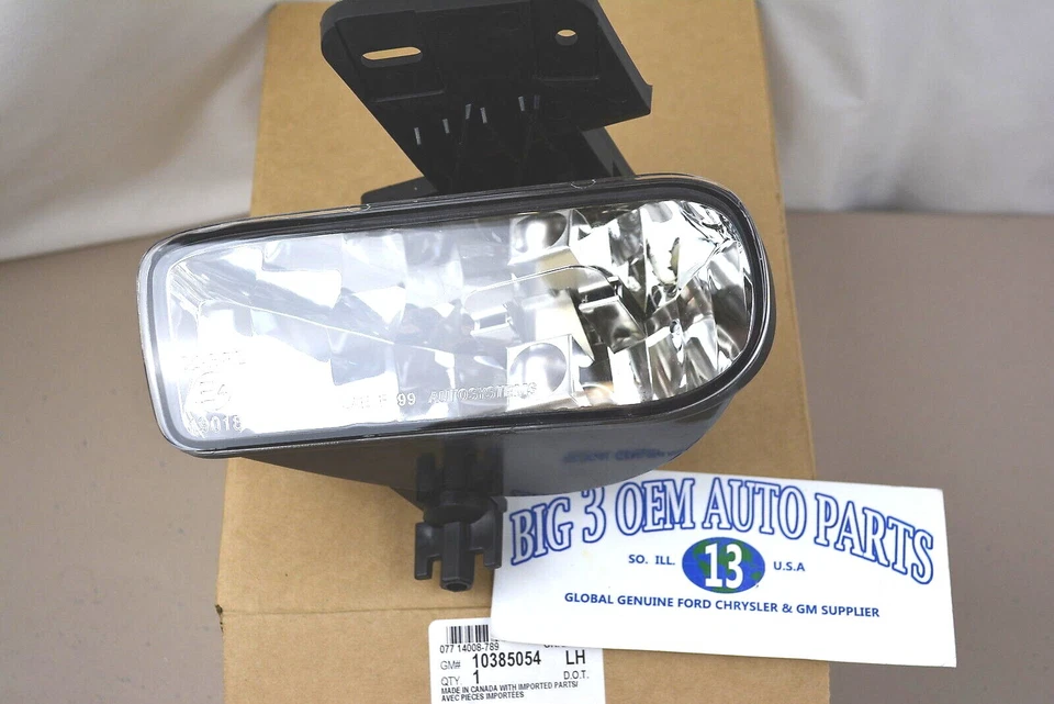 GMC Sierra 2000-2006 1999-2002 GMC Yukon LH conductor lámpara antiniebla nueva OEM 19433557 Foto 1 de 4