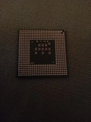 Cpu Intel Celeron M 360J SL86K 1.4/1M/400 Socket 478C - Immagine 1 di 2