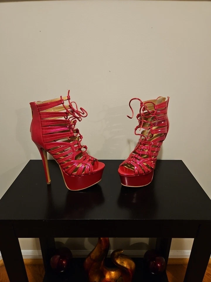 Sandalias de plataforma de tacón Shante by SHOEDAZZLE rosa intenso charol sintético 6,5", talla 8,0 Foto 1 de 4