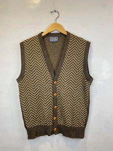 Vintage Le Tigre Vest Sleeveless Sweater Cardigan Buttons Acrylic Wool Size XL - Picture 1 of 8