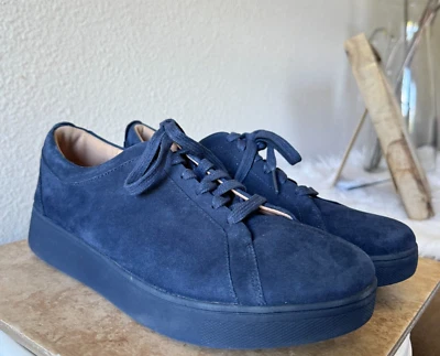 Tenis Fit Flop para mujer 9 Rally con cordones cómodos informales antideslizantes gamuza vegana Foto 1 de 4