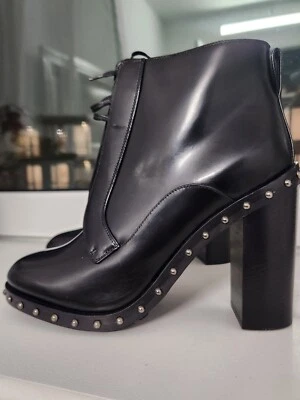 nuevas, botas Dolce and Gabbana, negras, talla 41, Italia Foto 1 de 4