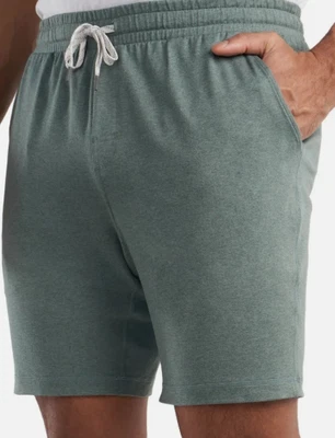 Pantalón Corto Hombre Kirkland Signature GRANDE VERDE Foto 1 de 3