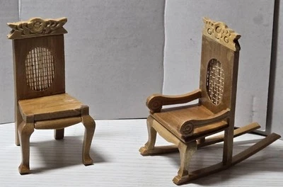 Silla de escritorio y mecedora vintage 1:12 para casa de muñecas TB70 Foto 1 de 4