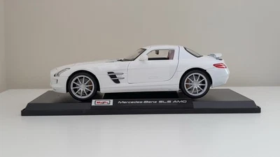 Maisto 1/18 Mercedes Benz AMG SLS Blanco Diecast Modelo Coche Deportivo NUEVO Foto 1 de 4