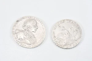 C28M43- 2x Silber Münze 1x Peter der Große 1x Friedrich der Große 18. Jh.  - Bild 1 von 12