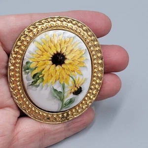Broche Vintage Flor Porcelana Tono Dorado Ovalado 2.5" - Imagen 1 de 7