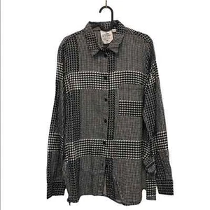Cheap Monday black white houndstooth plaid long sleeve size M *read - Picture 1 of 7