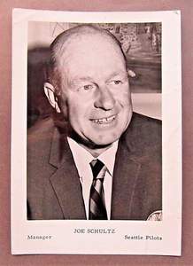 1969 JOE SCHULTZ Manager SEATTLE PILOTS original RARE 5x7 Publicity Photo - Picture 1 of 7
