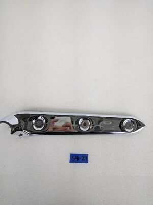 Guardabarros cromado compatible con Triumph Thunderbird Commander (lado izquierdo) T2306446  Foto 1 de 4