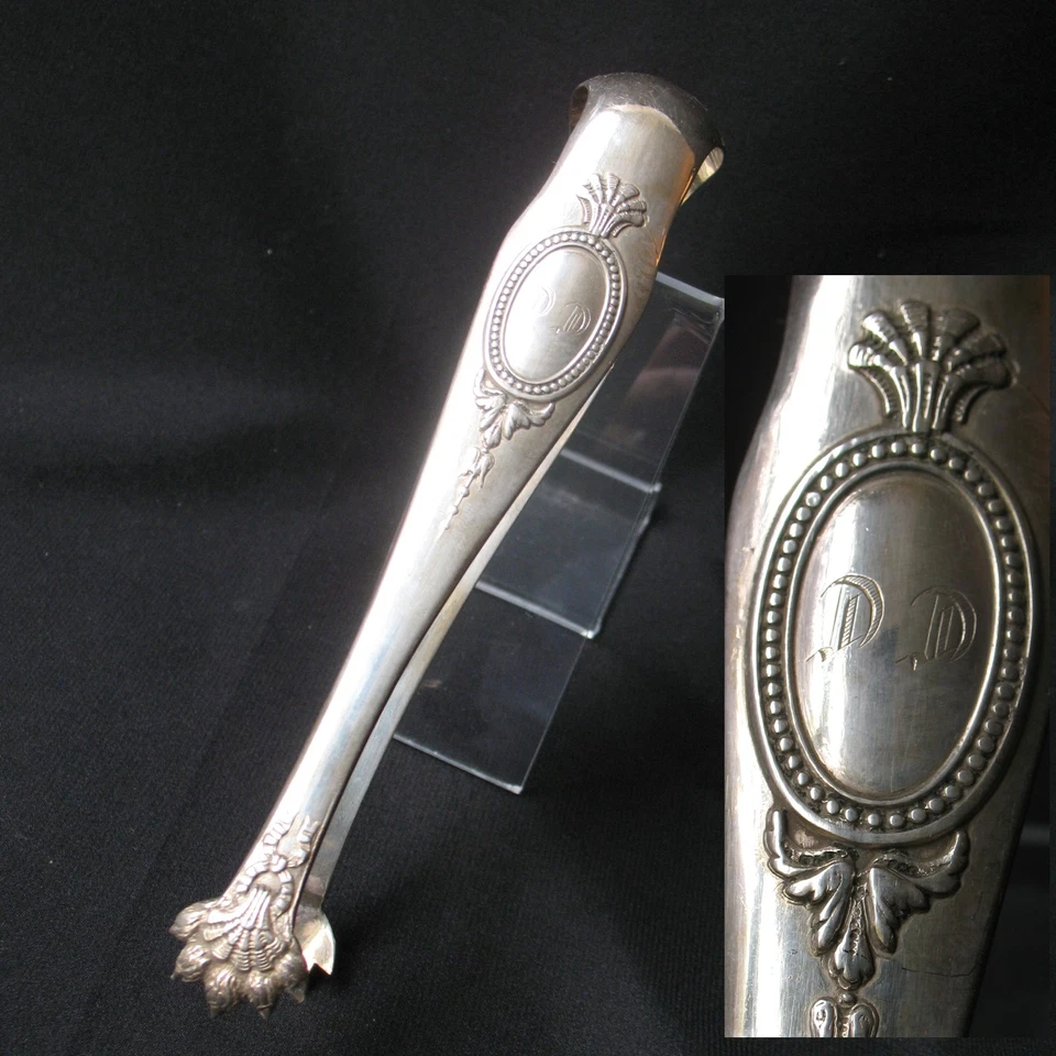 PINCE A SUCRE Ancienne Métal Argenté avec monogramme DD - Photo 1/1
