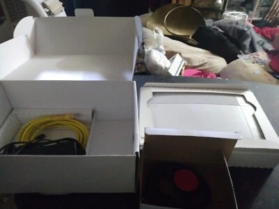 Sprint Airave Airvana Access Point AIRFEMT02 Cell Phone Signal Booster - Image 1 of 4