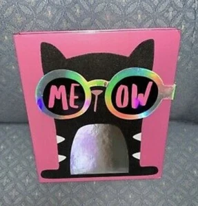KITTEN MAKE-UP PALLET “IT’S ALL ABOUT MEOW” GIRLS EYES/CHEEKS/LIPS/BRUSHES CUTE - Picture 1 of 3