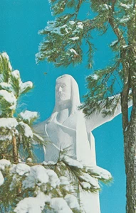 Christ of the Ozarks, Eureka Springs, Arkansas. Built by Eina M. Smith, Foundati - Picture 1 of 2