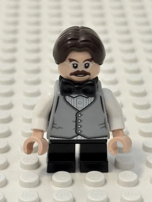 LEGO Harry Potter Genuine Minifigure Professor Flitwick hp205 set 75964 RETIRED - Image 1 of 4