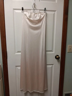 VTG 1980's JC PENNY Pink Satin Lace Trim NYLON STRAPLESS LONG SLIP USA SZ 32/10 - Image 1 of 4